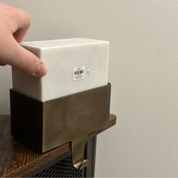 NIB Marble Christmas Stocking Holders for Mantle - Picture 3 of 3